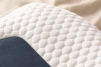 Detalle de la tela antibacteriana de la almohada ChillNeck